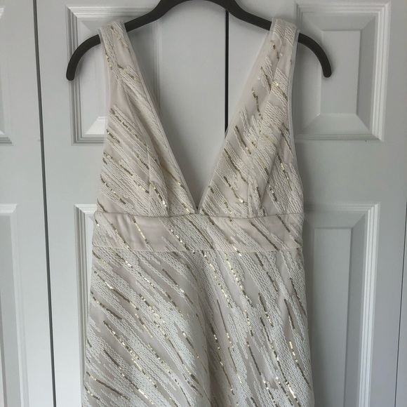 BCBG V-Neck A-Line Dress Cream & Gold Sequin Combo - Picture 4 of 8